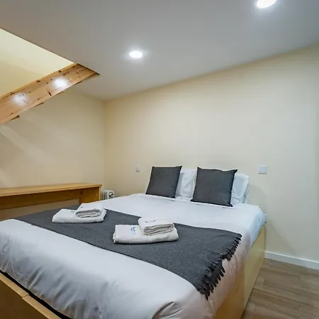 Close To Everything Your Gray Prm 2t Apartment *