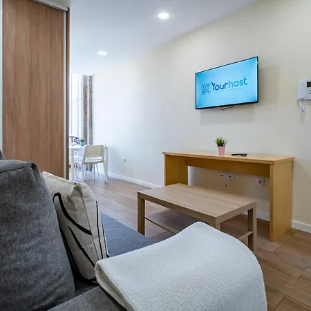 Apartment Close To Everything Your Gray Prm 2t *